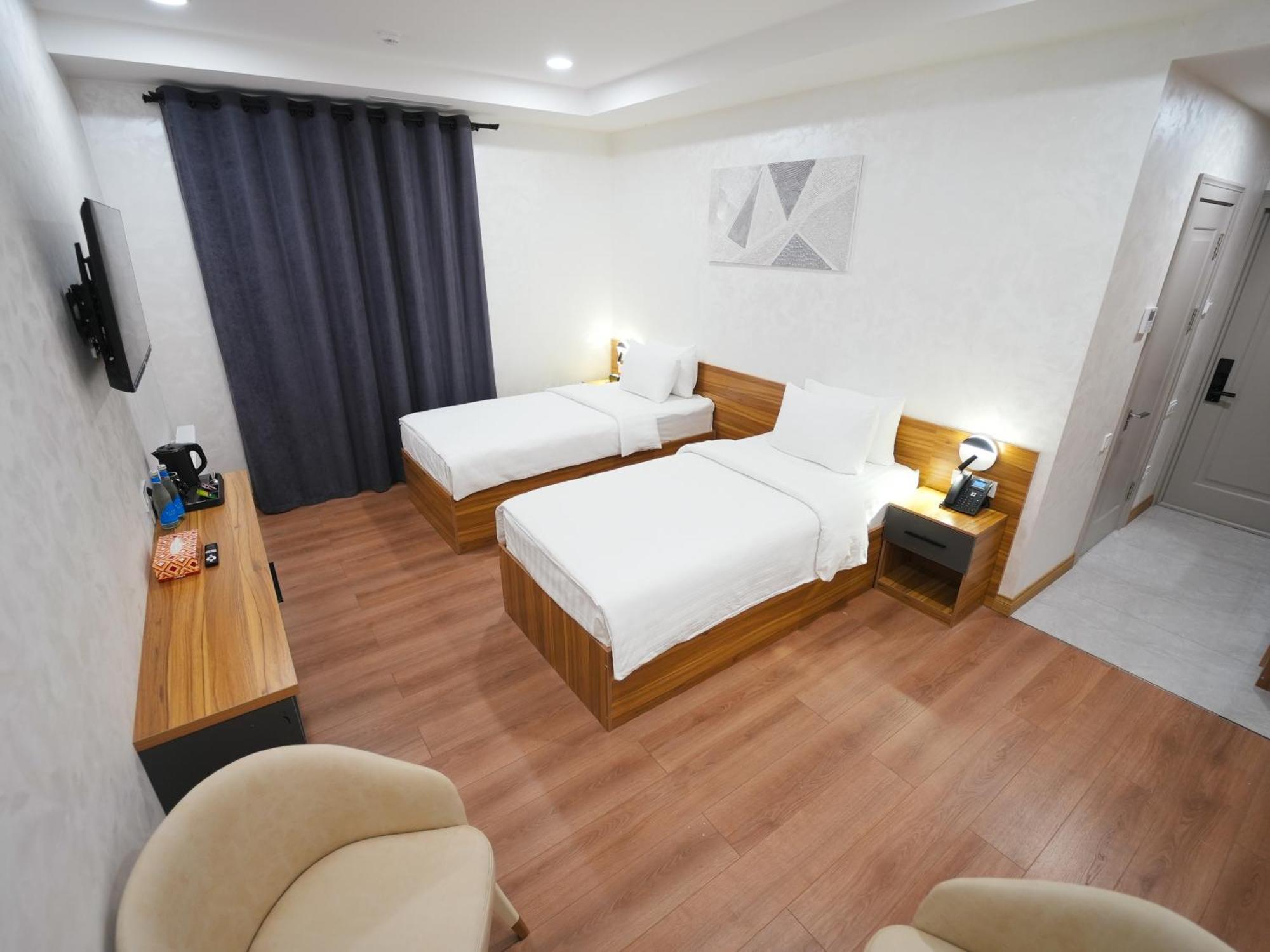 Avant Express Hotel Pool&Spa Tashkent Exterior photo